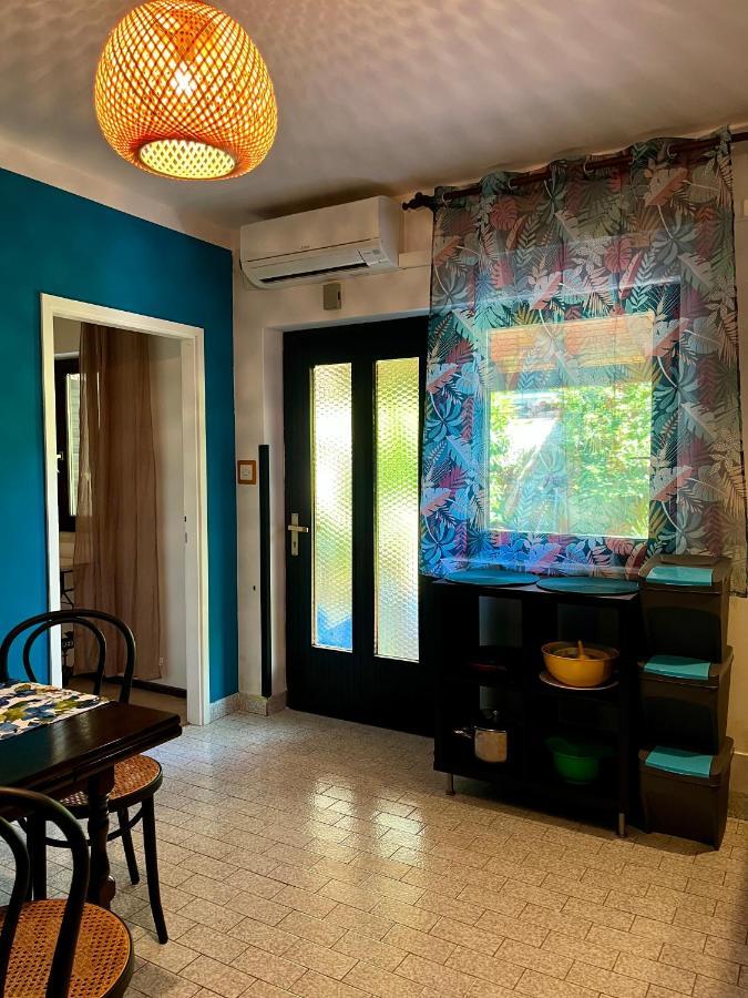 Apartmani Zora Крес Екстериор снимка