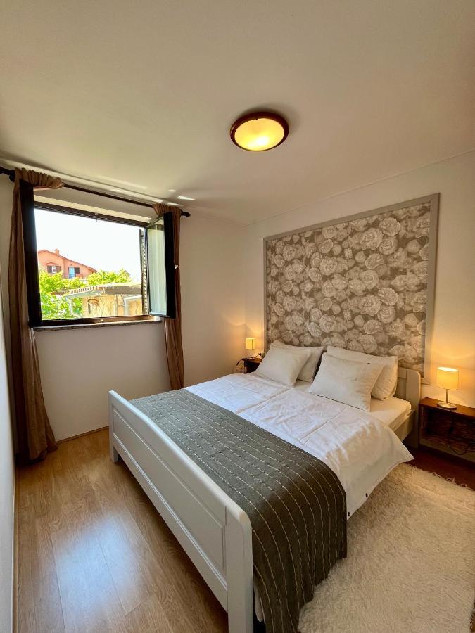 Apartmani Zora Крес Екстериор снимка