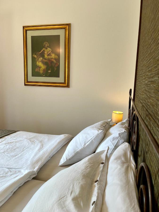 Apartmani Zora Крес Екстериор снимка