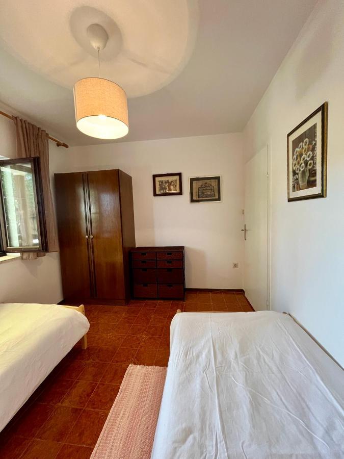 Apartmani Zora Крес Екстериор снимка